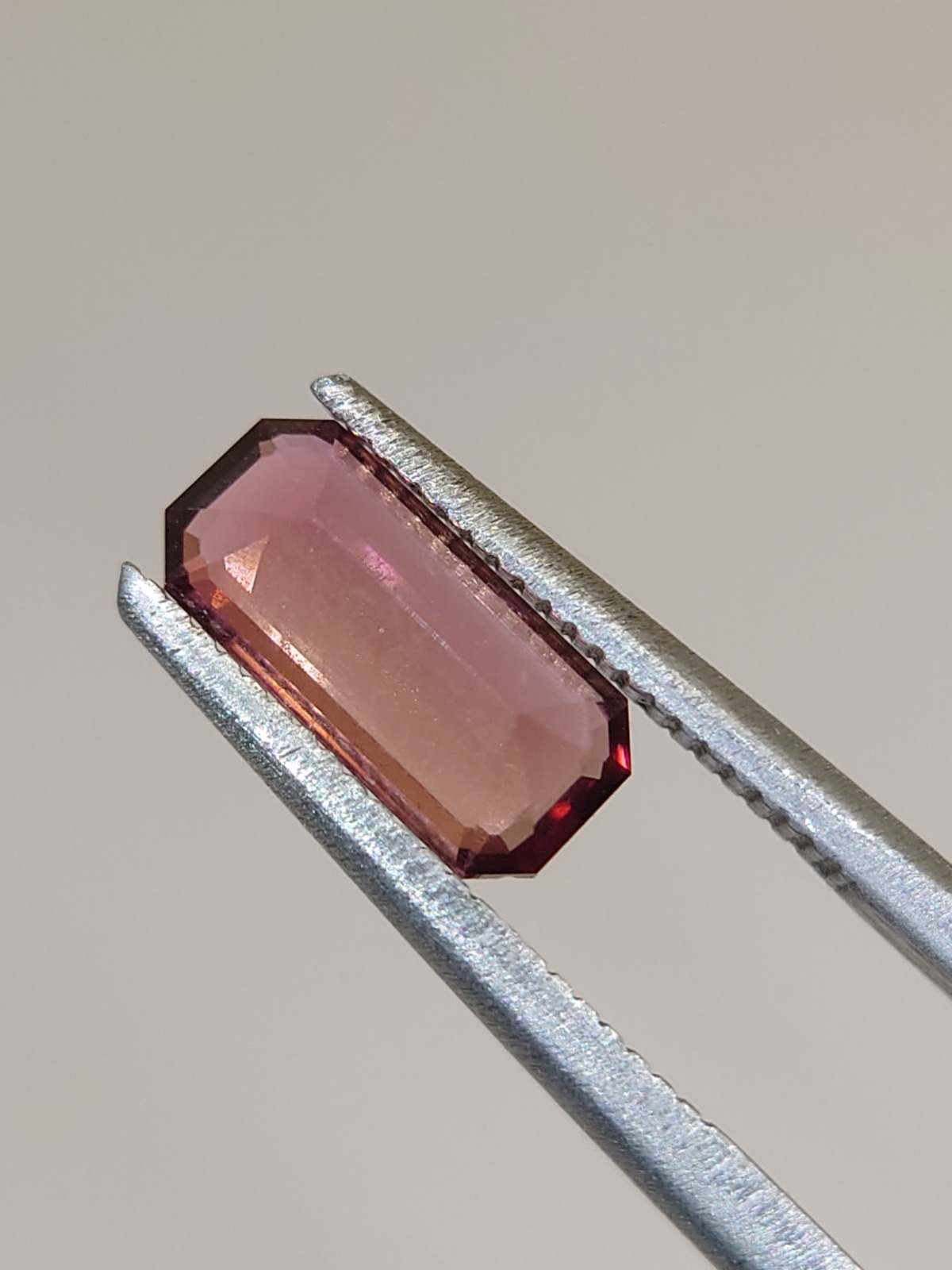 1.05ct Emerald cut peach pink Tourmaline from Nigeria — view 3